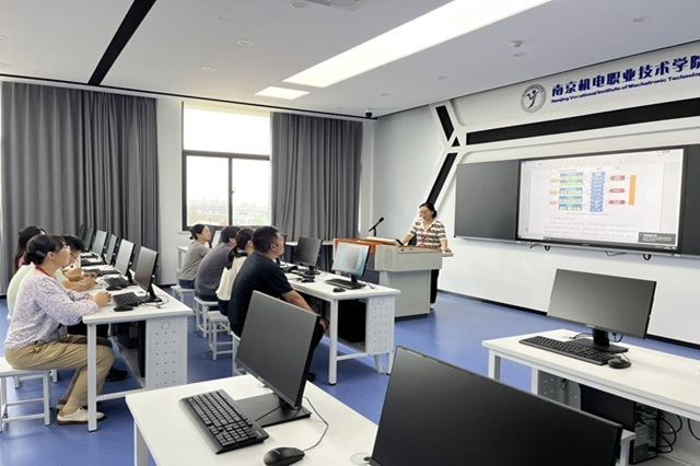 共建“底層基礎+中層模塊+高層方向”課程體系，賦能智慧園區產業鏈發展